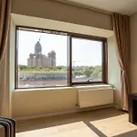Parliament Hotel 4*