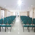 Parliament 4*