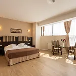 Parliament Hotel 4*