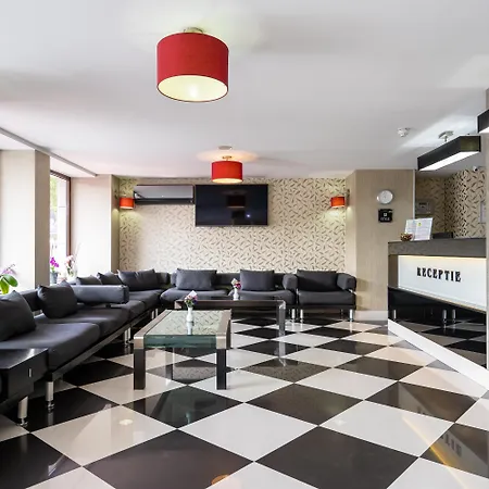 Hotel Parliament 4*
