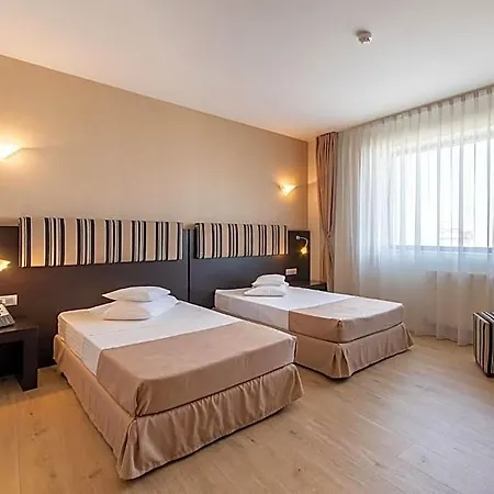 Parliament 4* Boekarest