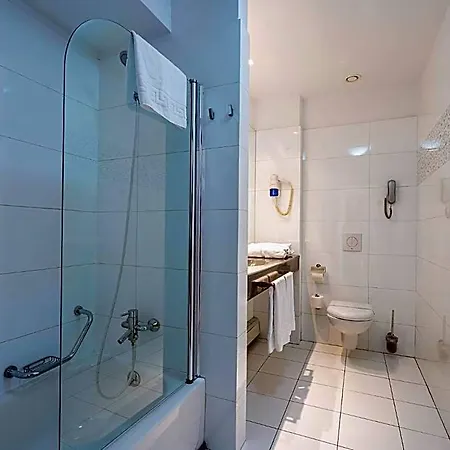 议会酒店 4* 布加勒斯特