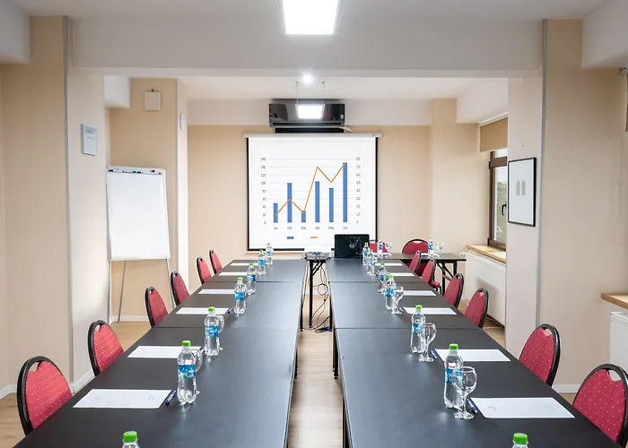 Parliament ホテル 4*