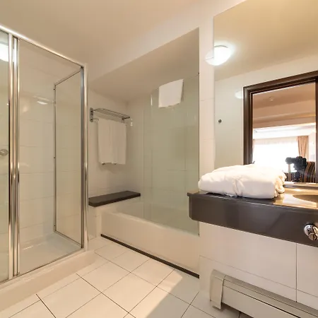 Parliament ホテル